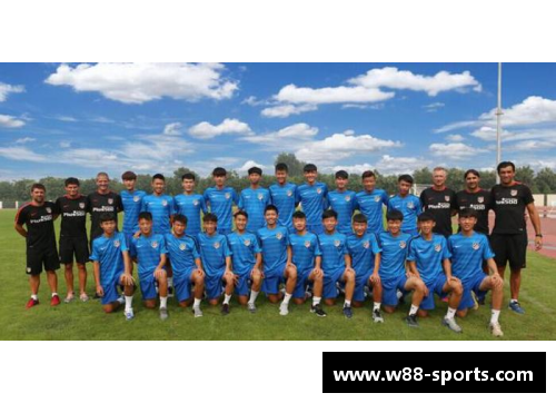 球场之星：揭秘俱乐部足球员的生活与竞技